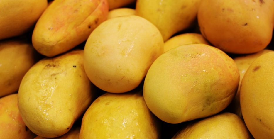Fresh Mangoes
